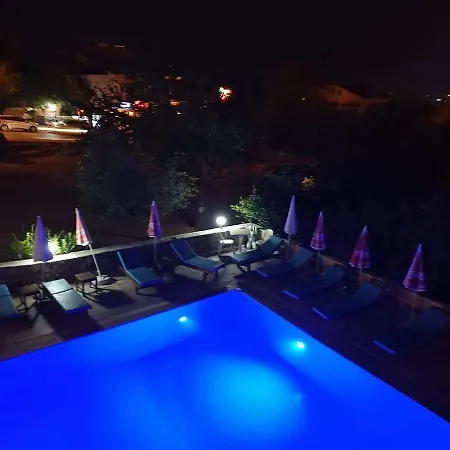 Ξενοδοχείο με διαμερίσματα Oeldeniz Mmoonstr Ολουντενίζ